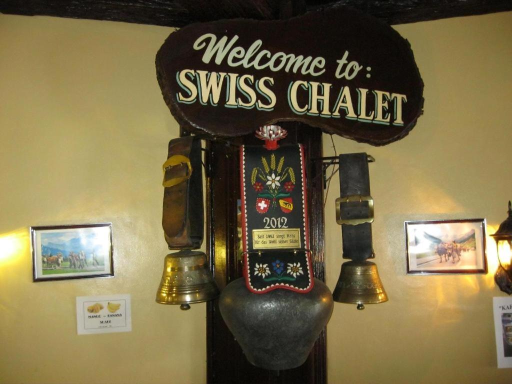 Swiss Chalet Angeles Exterior photo